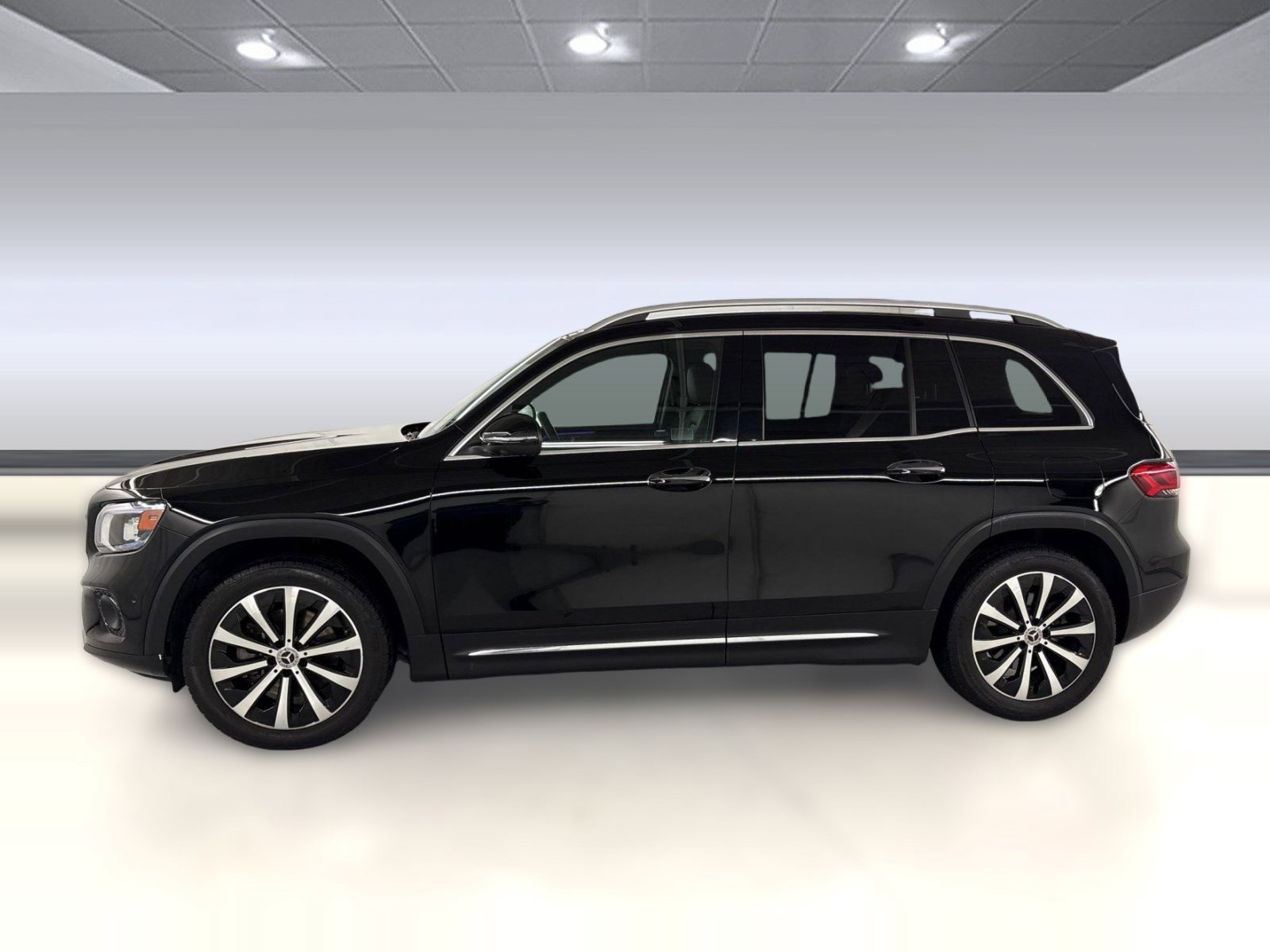 Certified 2021 Mercedes-Benz GLB 250 image 2