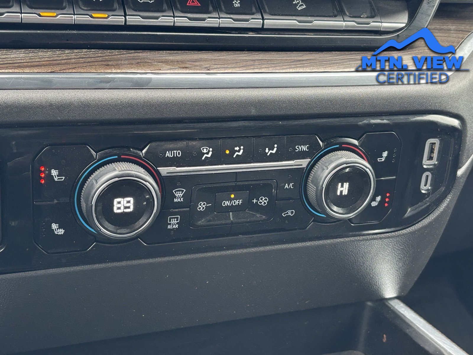 Used 2024 Chevrolet Silverado 1500 LT Trail Boss w/ Protection Package image 7