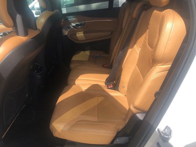 Used 2016 Volvo XC90 T6 Inscription w/ Vision Package image 9