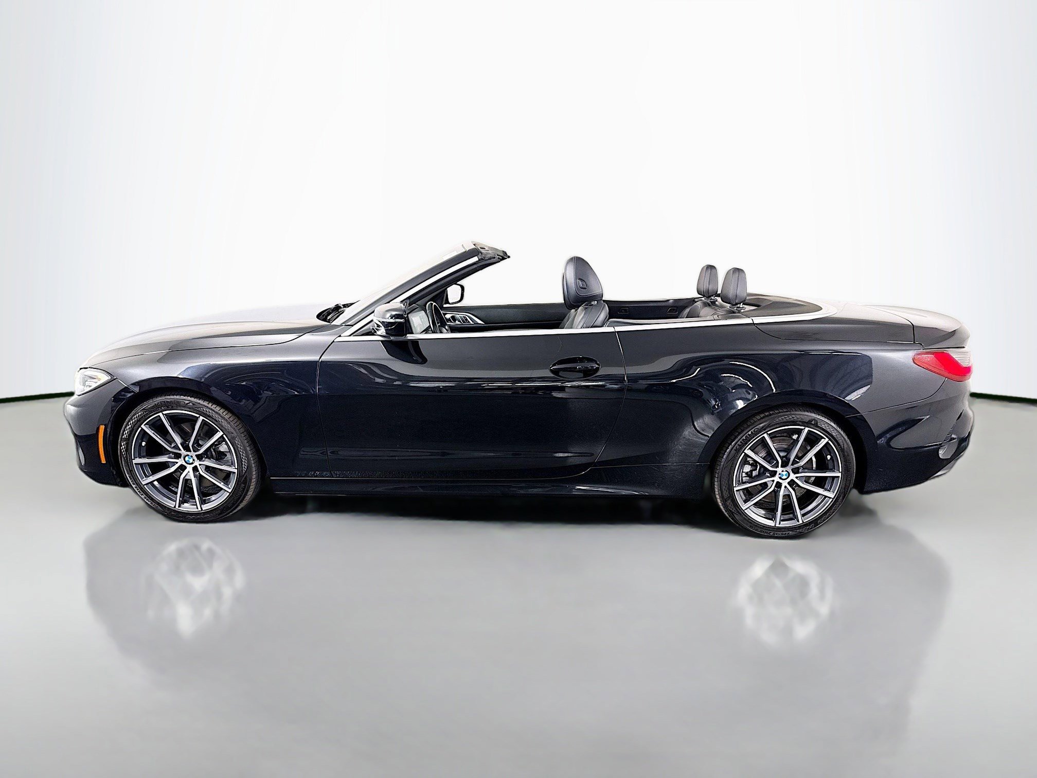 Used 2022 BMW 430i Convertible RWD image 43