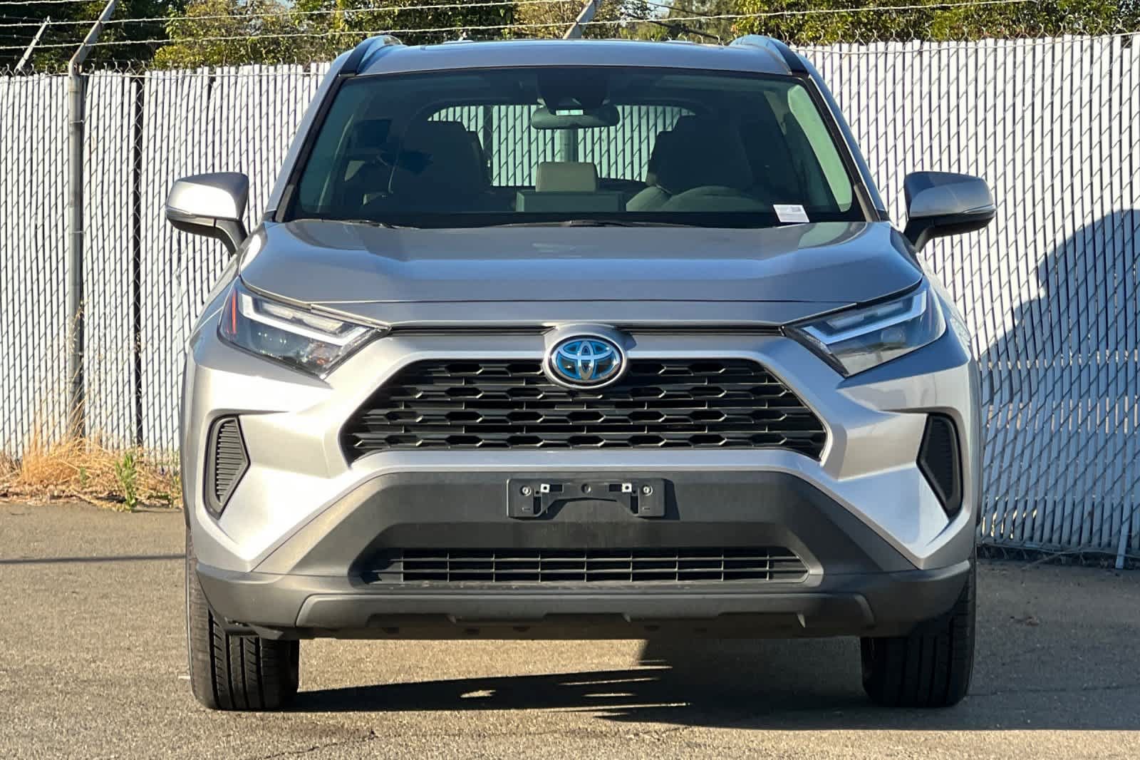 Used 2022 Toyota RAV4 XLE w/ Convenience Package AWD/4WD image 8