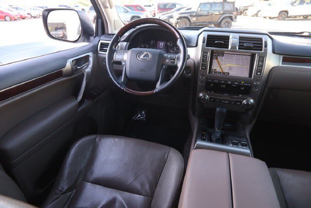 Used 2015 Lexus GX 460 w/ Premium Package AWD/4WD image 26