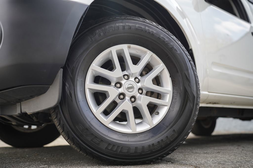 Used 2019 Nissan Frontier SV image 18