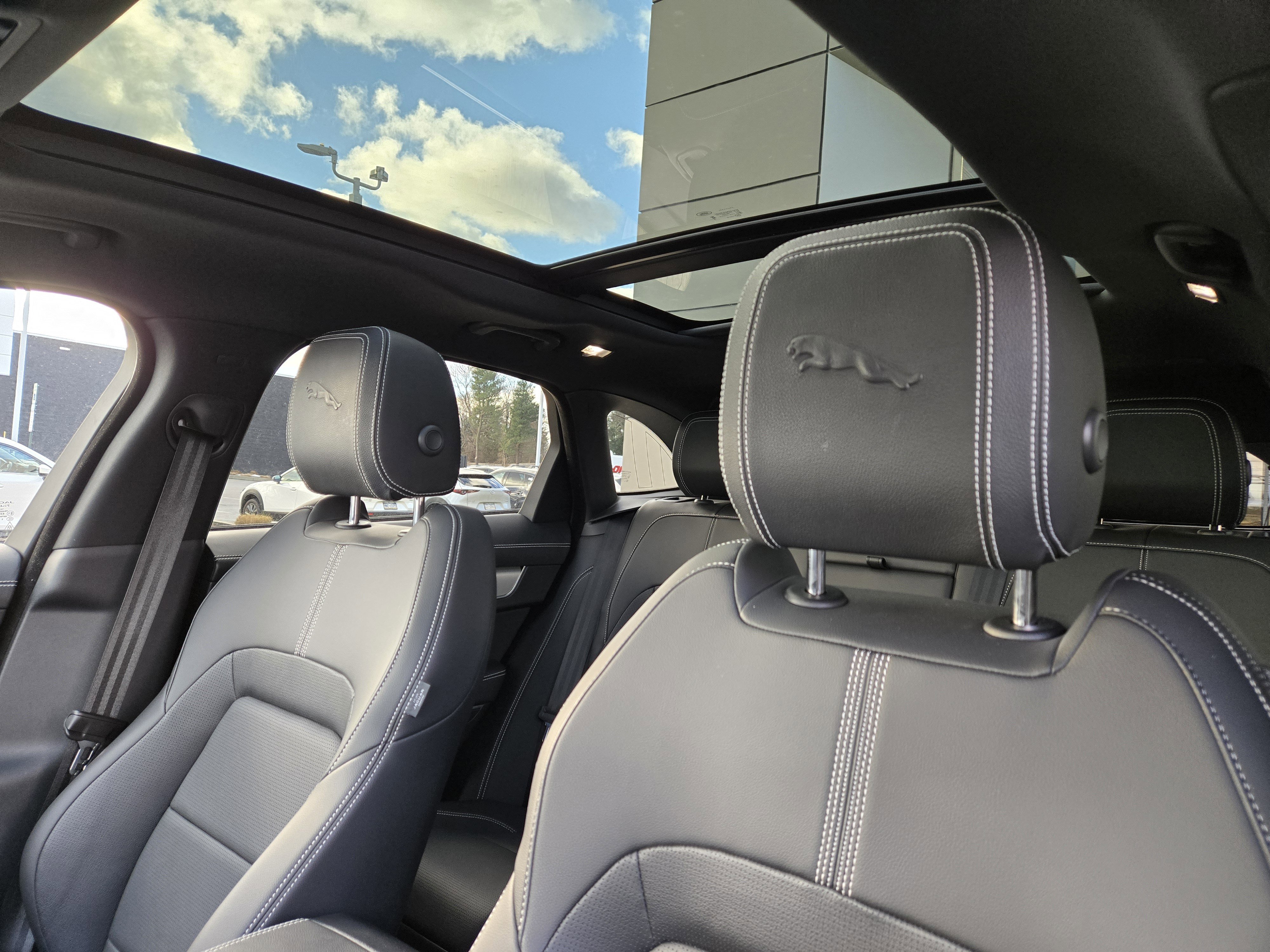 Certified 2026 Jaguar F-PACE R-Dynamic S image 12