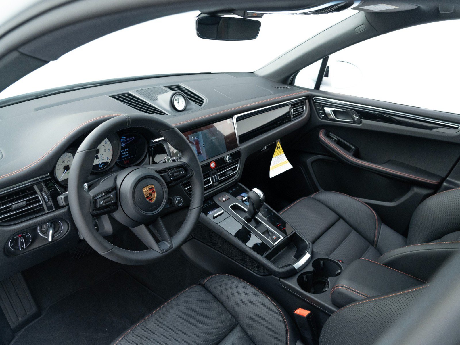 New 2026 Porsche Macan S AWD/4WD image 4