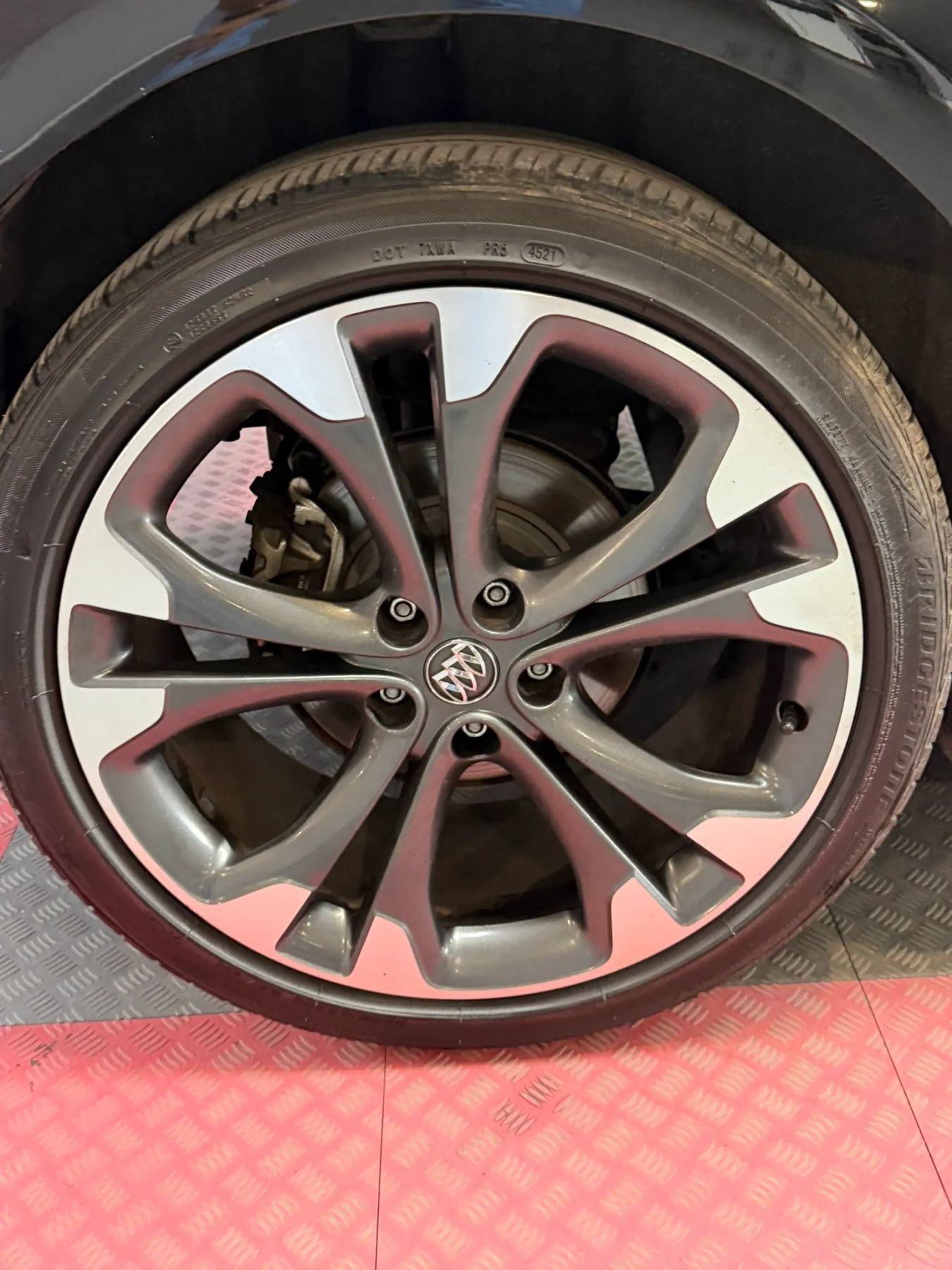 Used 2019 Buick Cascada Premium FWD image 34