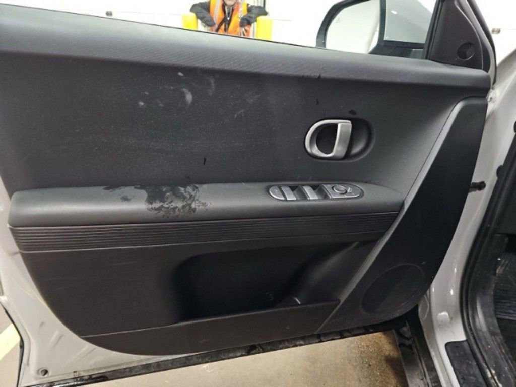 Used 2024 Hyundai Ioniq 5 SEL RWD image 16