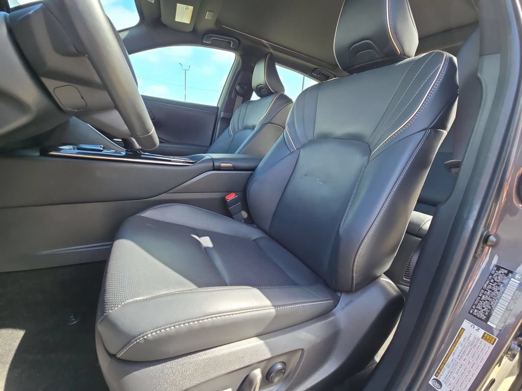 Used 2024 Toyota Crown AWD/4WD image 25