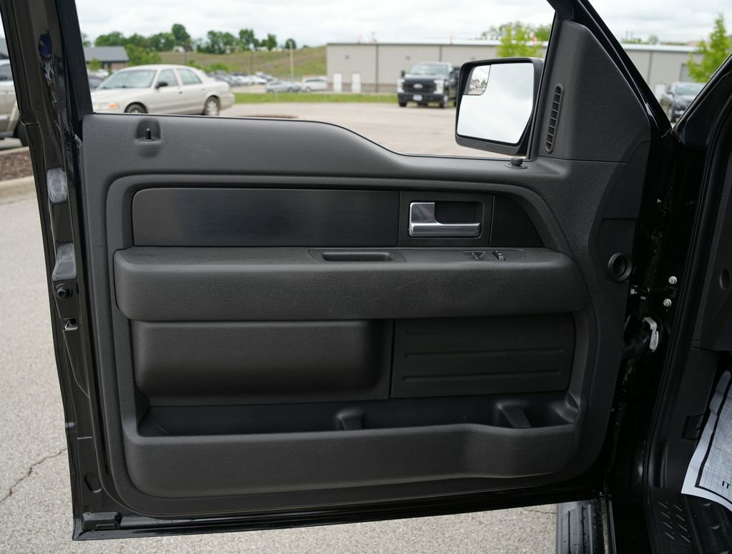 Used 2014 Ford F150 FX4 w/ FX Appearance Package AWD/4WD image 11
