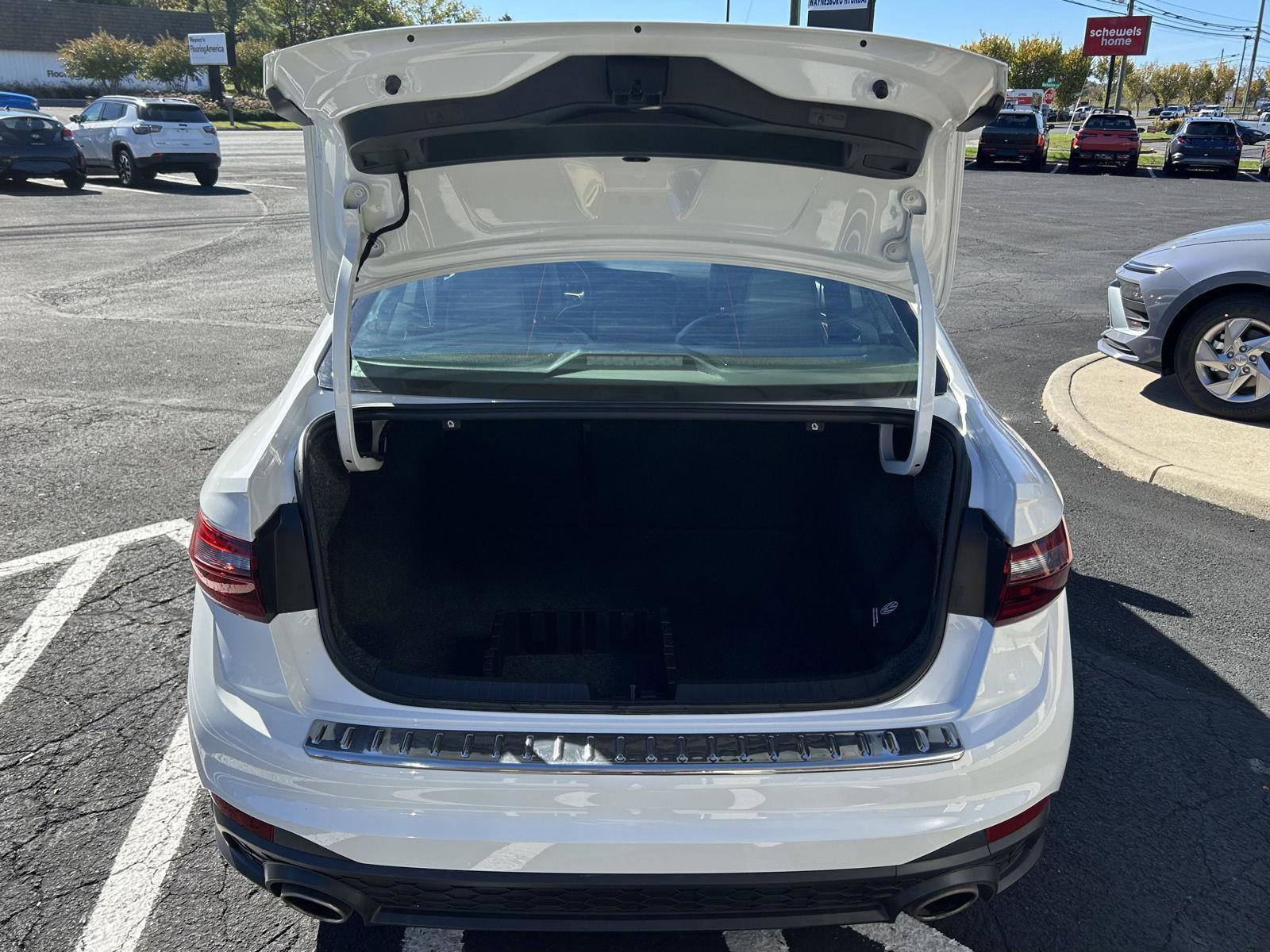 Used 2023 Volkswagen Jetta GLI Autobahn image 6