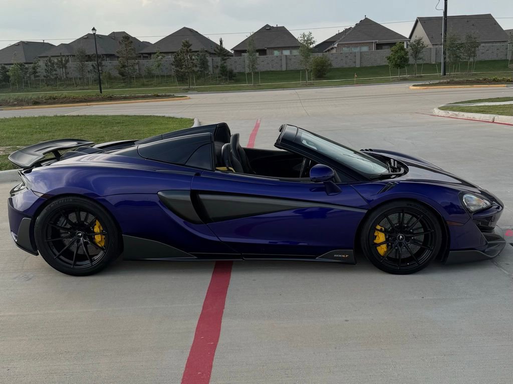Used 2020 McLaren 600LT Spider RWD image 8