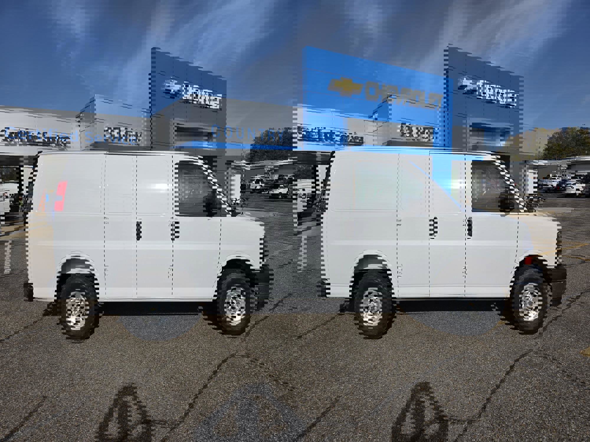 New 2025 Chevrolet Express 3500 w/ Driver Convenience Package image 18