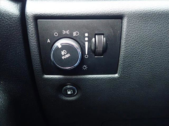 Used 2014 Jeep Grand Cherokee Laredo w/ Quick Order Package 23E AWD/4WD image 22