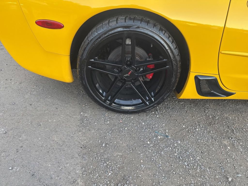 Used 2003 Chevrolet Corvette Z06 w/ Memory Package, 3 Drivers image 28