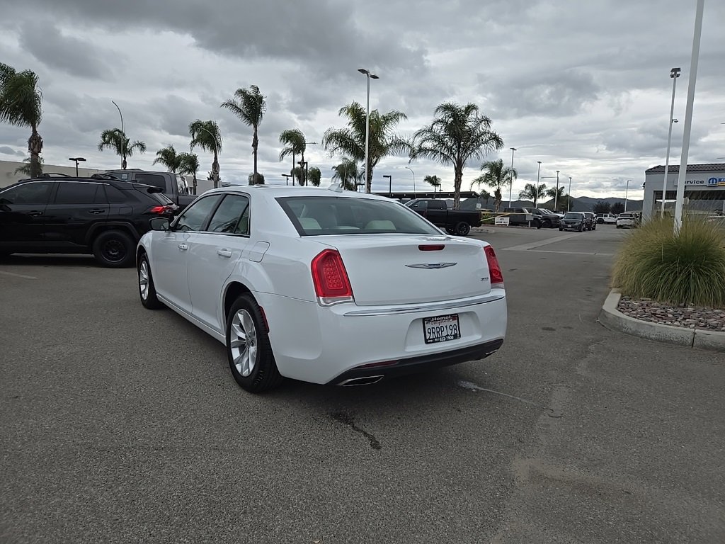 Certified 2023 Chrysler 300 Touring image 7