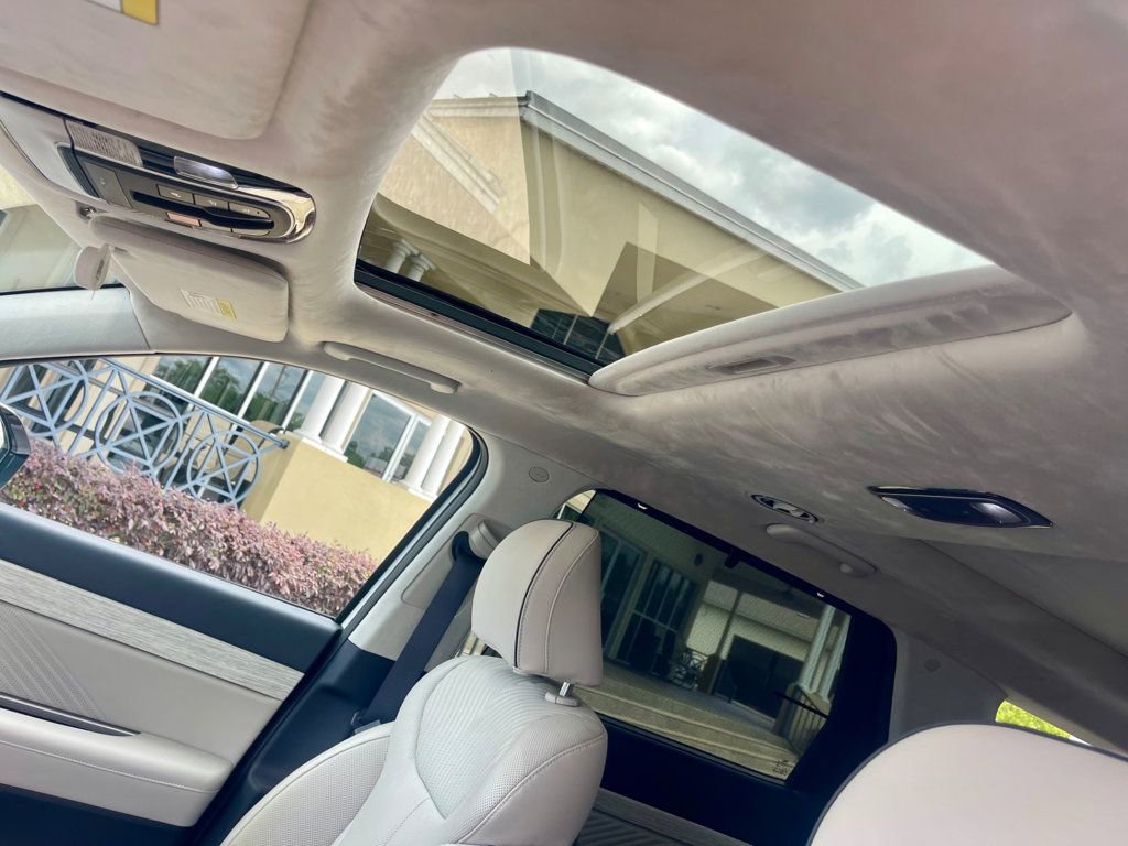 Used 2025 Hyundai Palisade Calligraphy FWD image 18