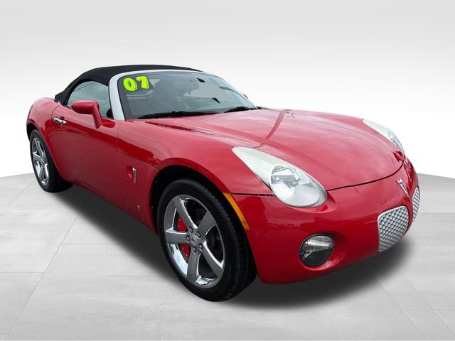 Used 2007 Pontiac Solstice Convertible w/ Premium Package RWD image 1