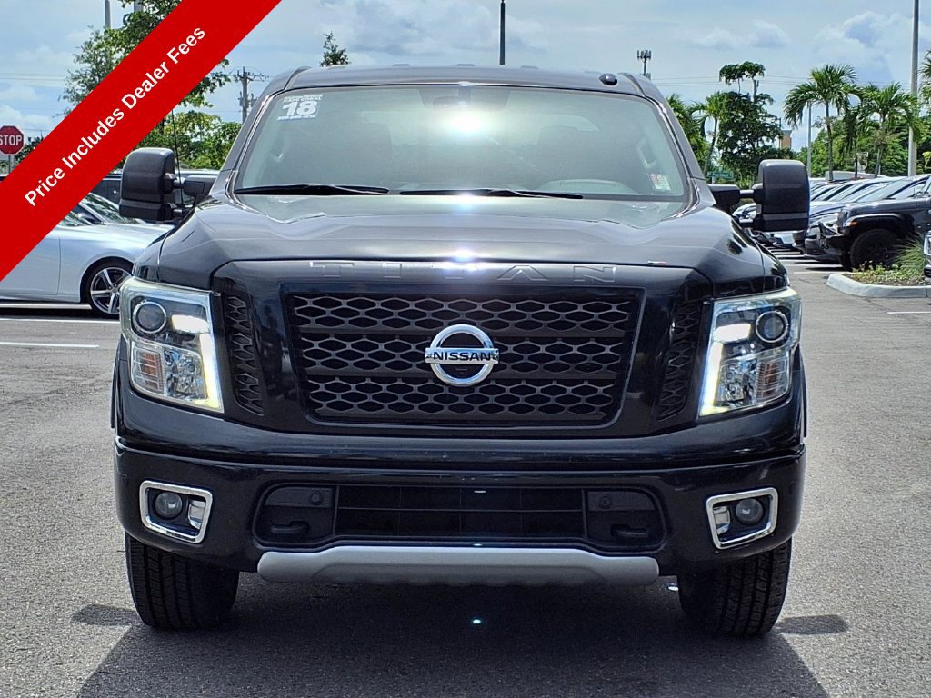 Used 2018 Nissan Titan PRO-4X w/ Pro-4x Convenience Package AWD/4WD image 3