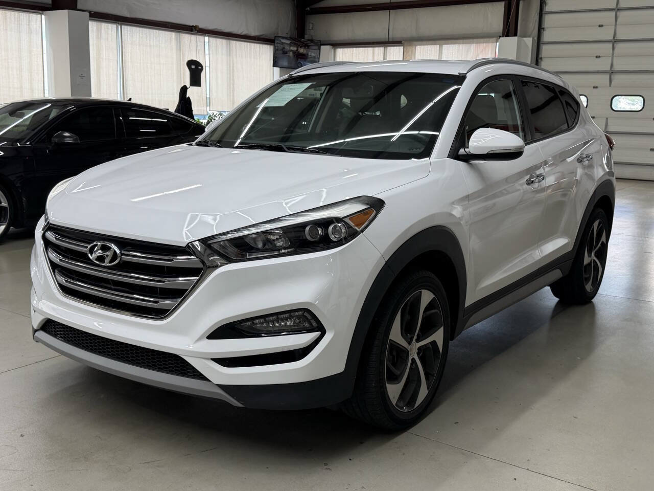 Used 2018 Hyundai Tucson Limited AWD/4WD image 5