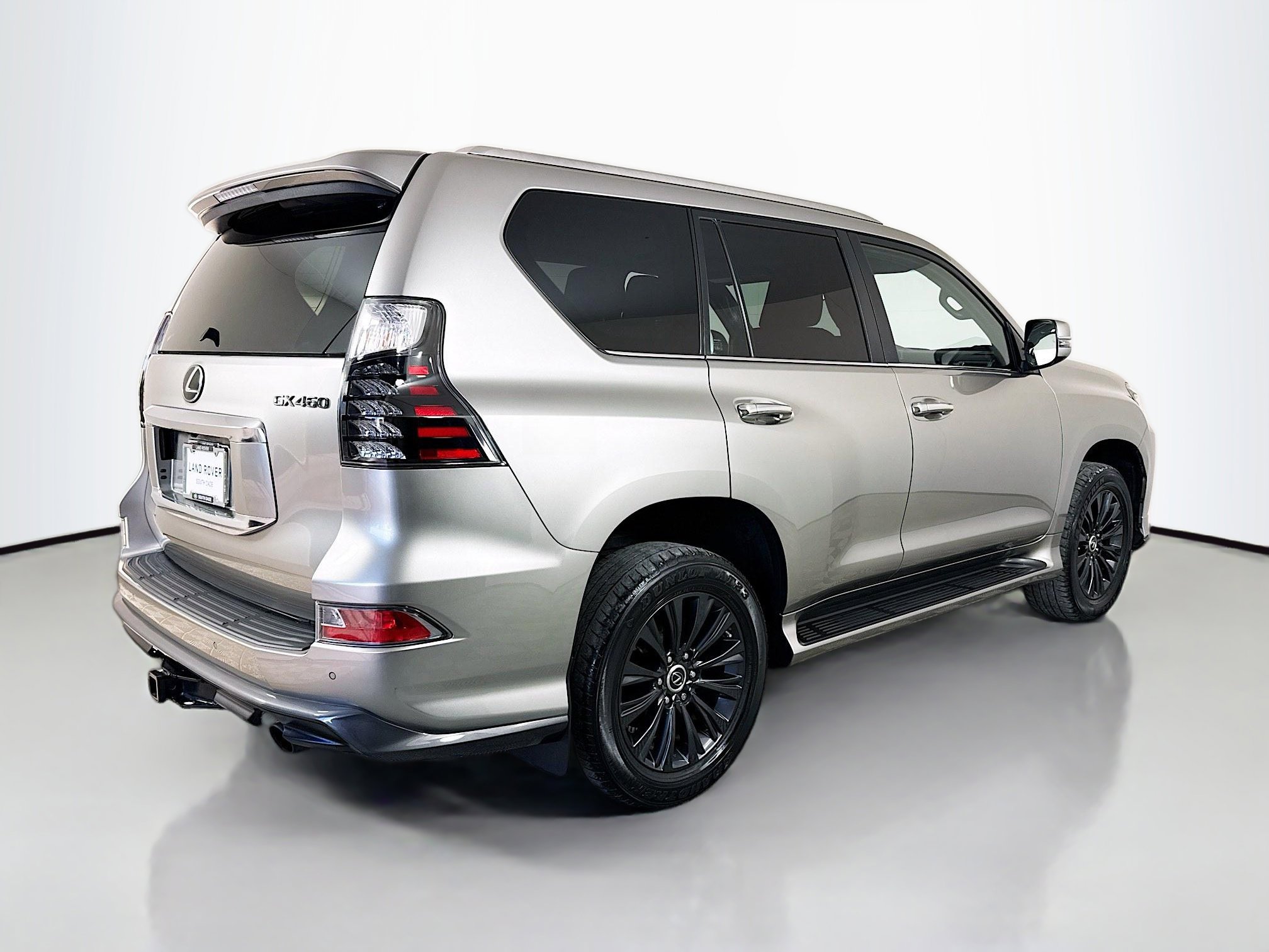 Used 2023 Lexus GX 460 Premium w/ Accessory Package AWD/4WD image 5