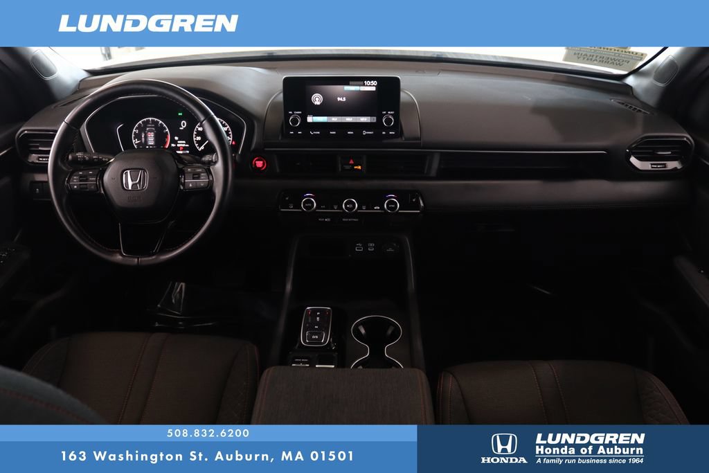 Used 2025 Honda Pilot Sport image 17
