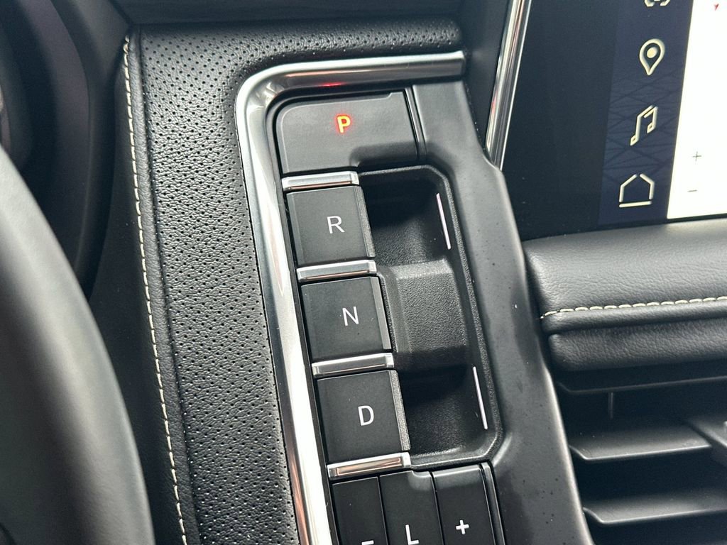 Used 2024 GMC Yukon SLT image 21