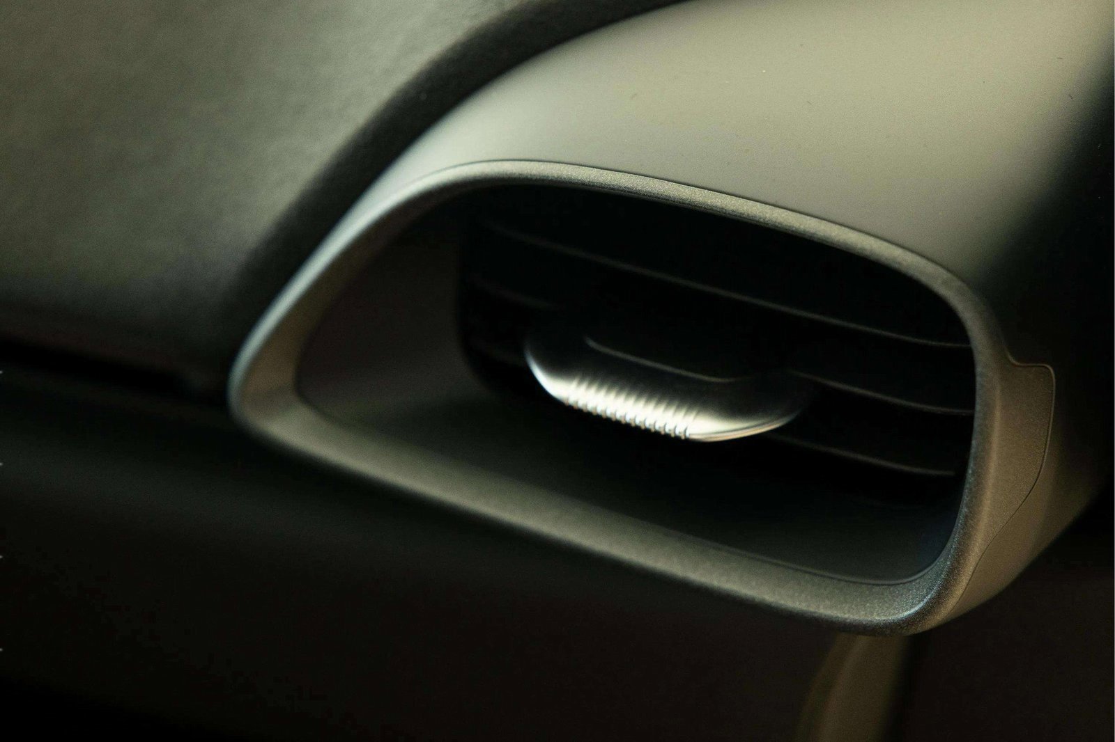 New 2026 McLaren Artura image 29