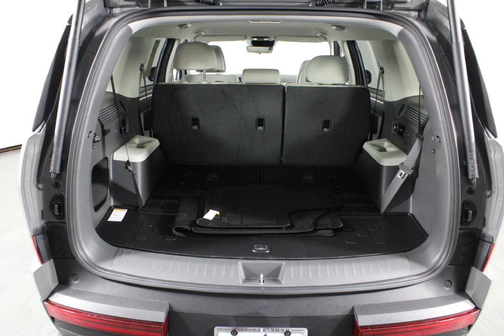Certified 2027 Hyundai Santa Fe SEL FWD image 18