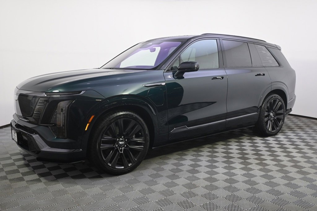 New 2026 Cadillac Vistiq Platinum w/ LPO, Floor Liner Package image 2
