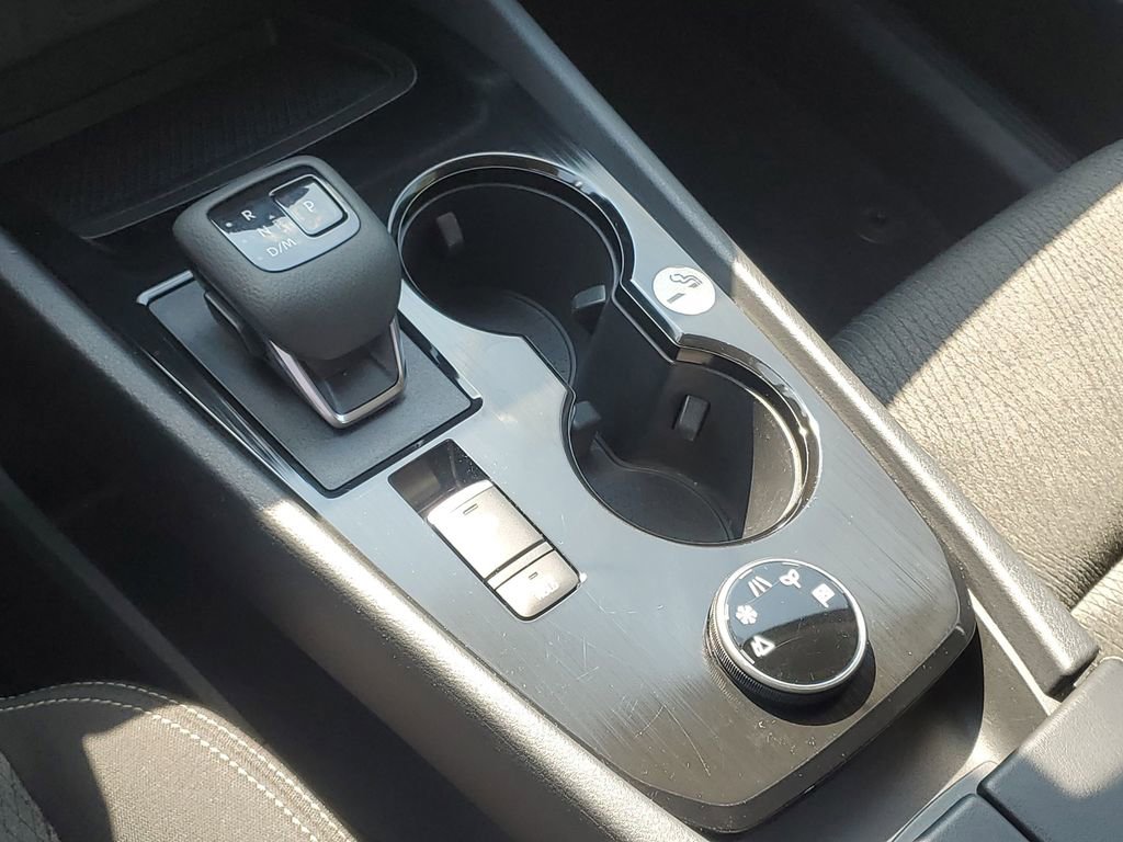 Used 2024 Nissan Rogue SV image 24