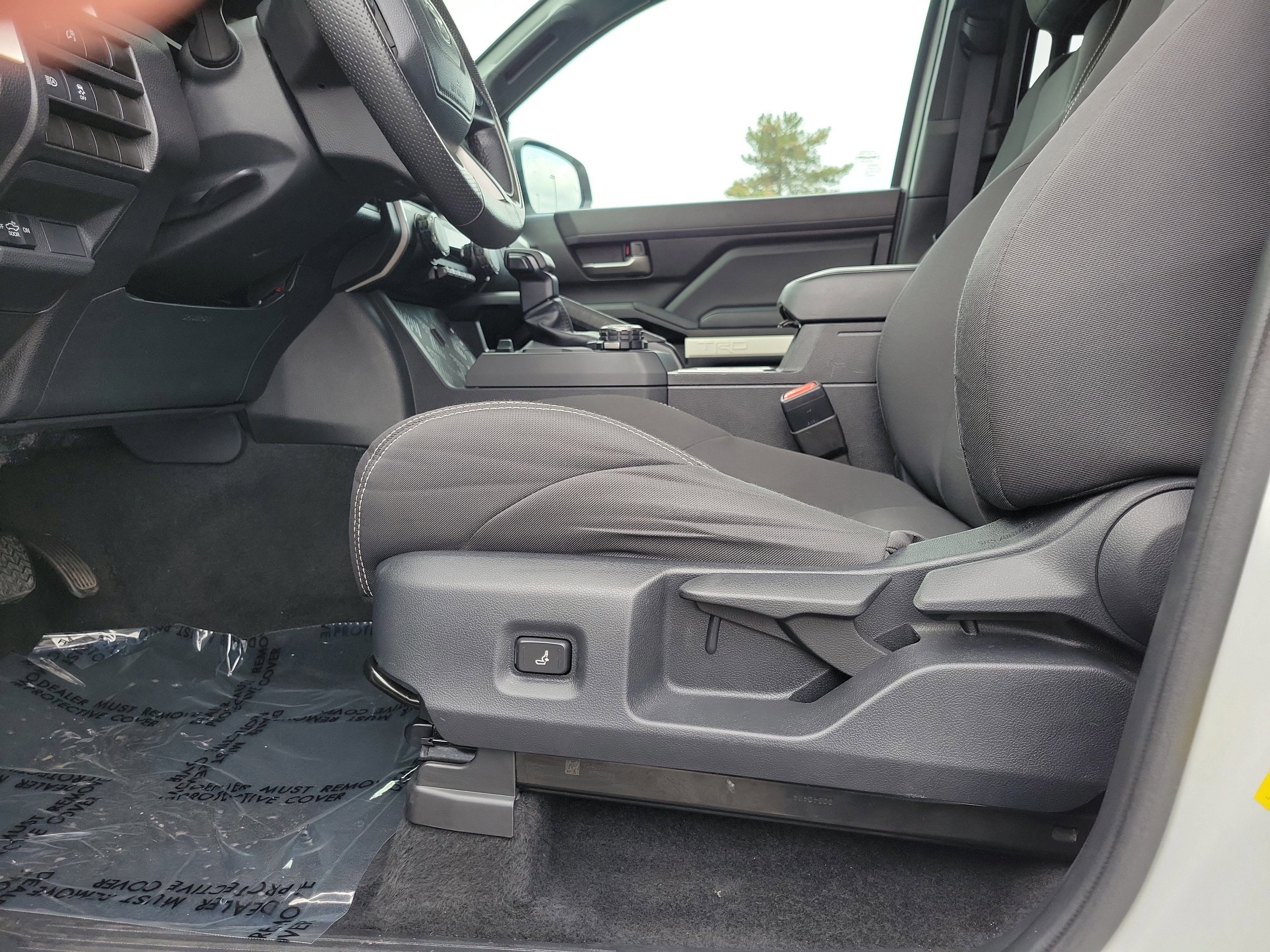 Used 2024 Toyota Tacoma TRD Off-Road image 16