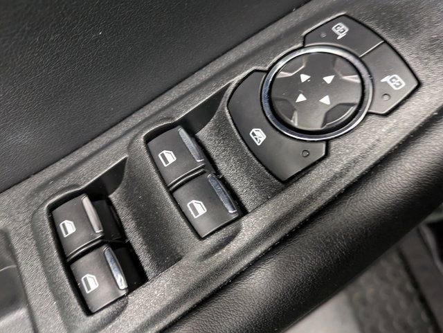 Used 2022 Ford Edge SEL w/ Convenience Package image 9