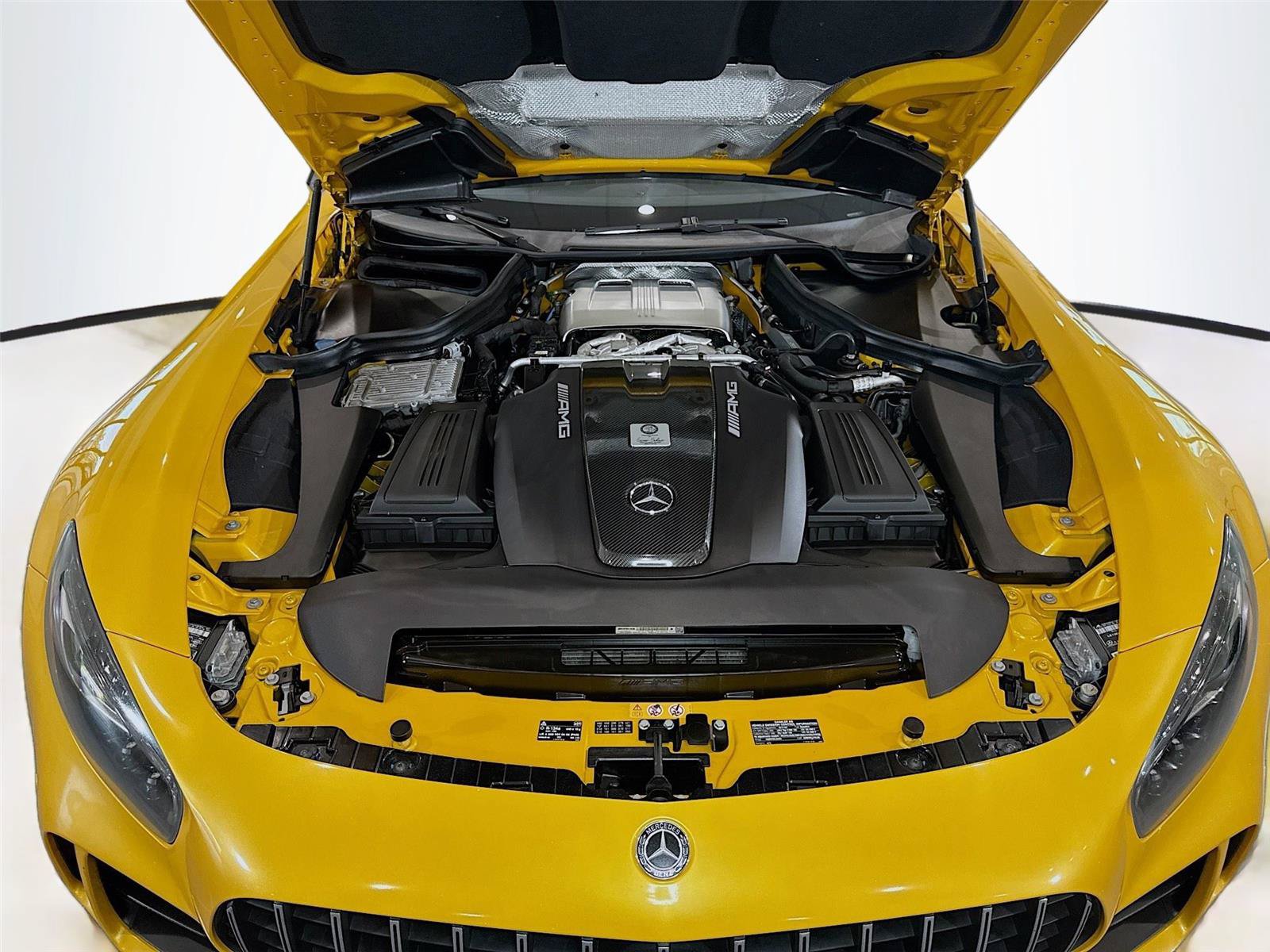 Used 2019 Mercedes-Benz AMG GT R image 22