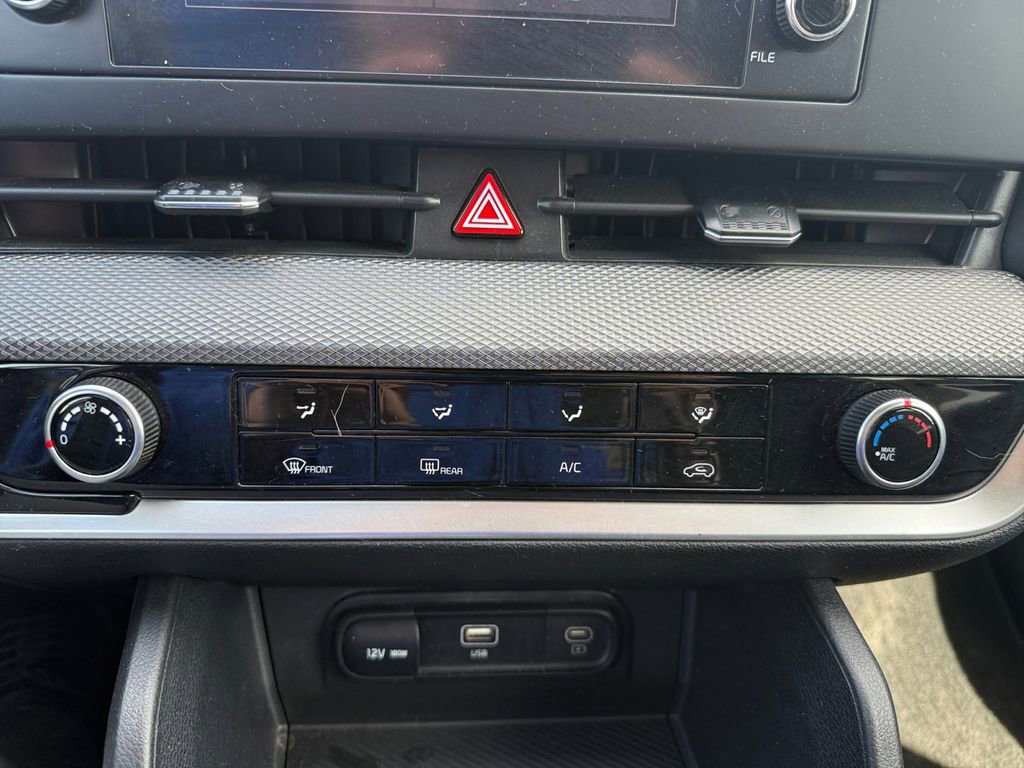 Used 2024 Kia Sportage LX image 31