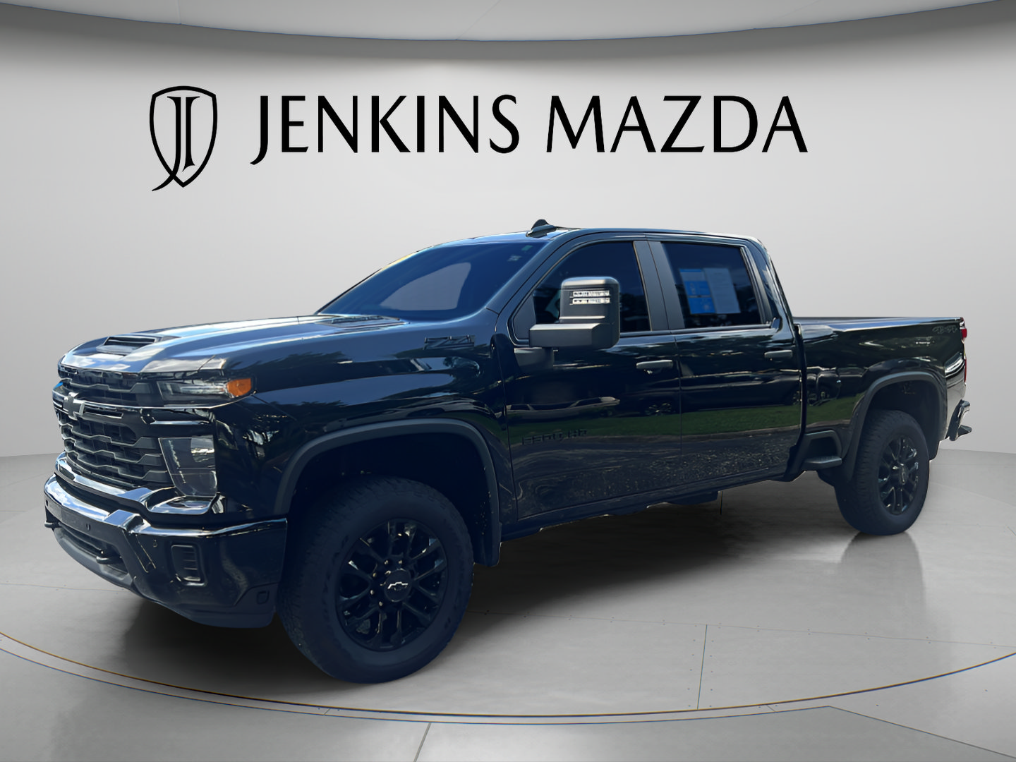 Used 2025 Chevrolet Silverado 2500 Custom w/ Custom Value Package AWD/4WD image 7