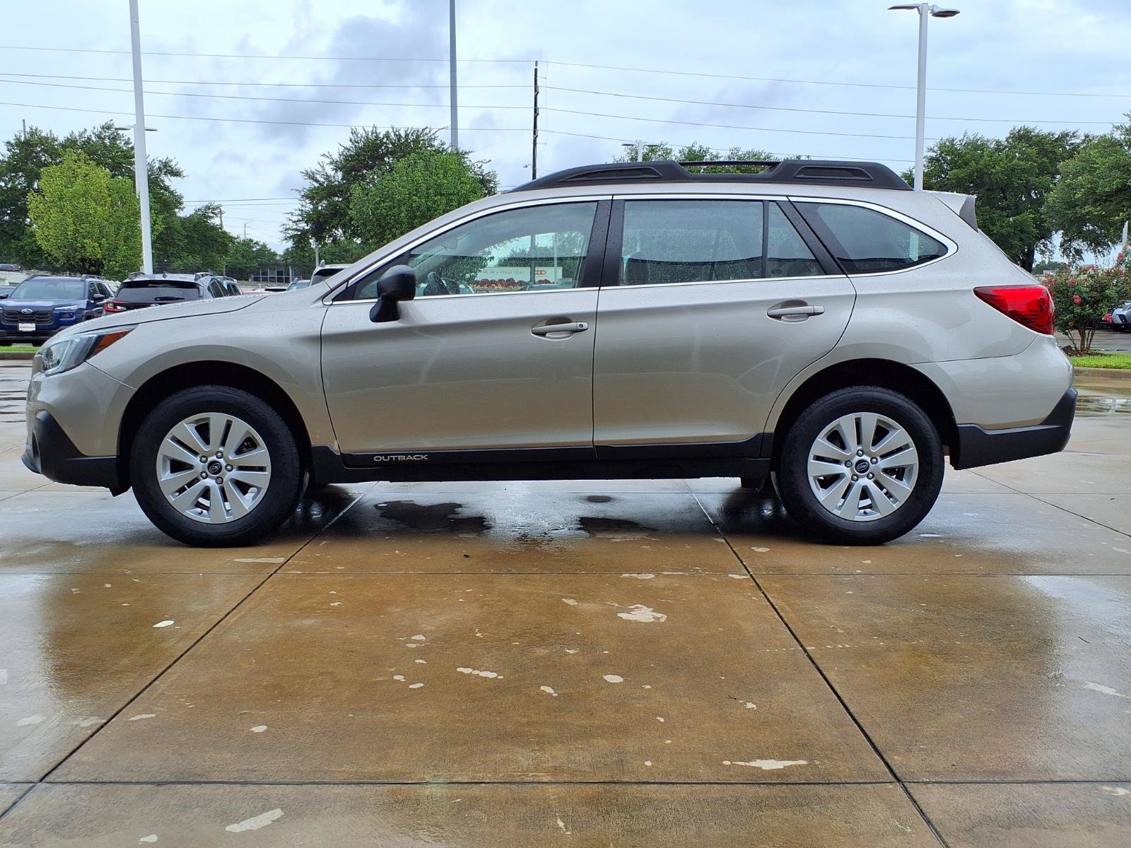 Used 2019 Subaru Outback 2.5i AWD/4WD image 22