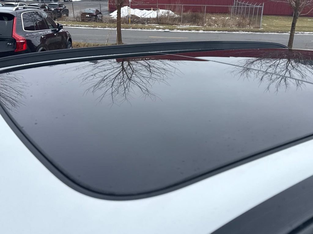 New 2026 Volvo XC40 B5 Ultra w/ Climate Package AWD/4WD image 33