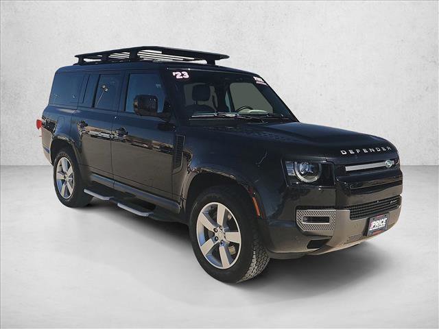 Used 2023 Land Rover Defender 130 X-Dynamic SE image 3
