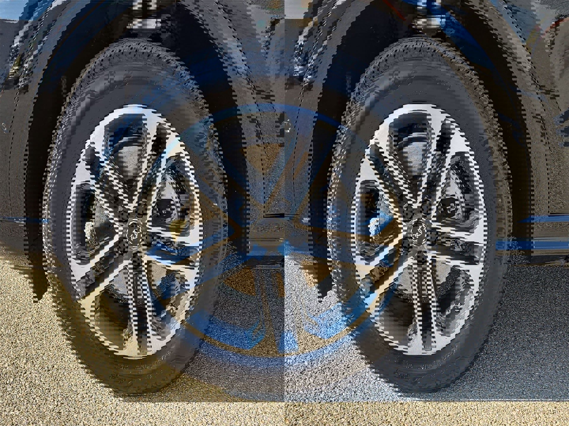 New 2025 Audi Q5 Premium image 11