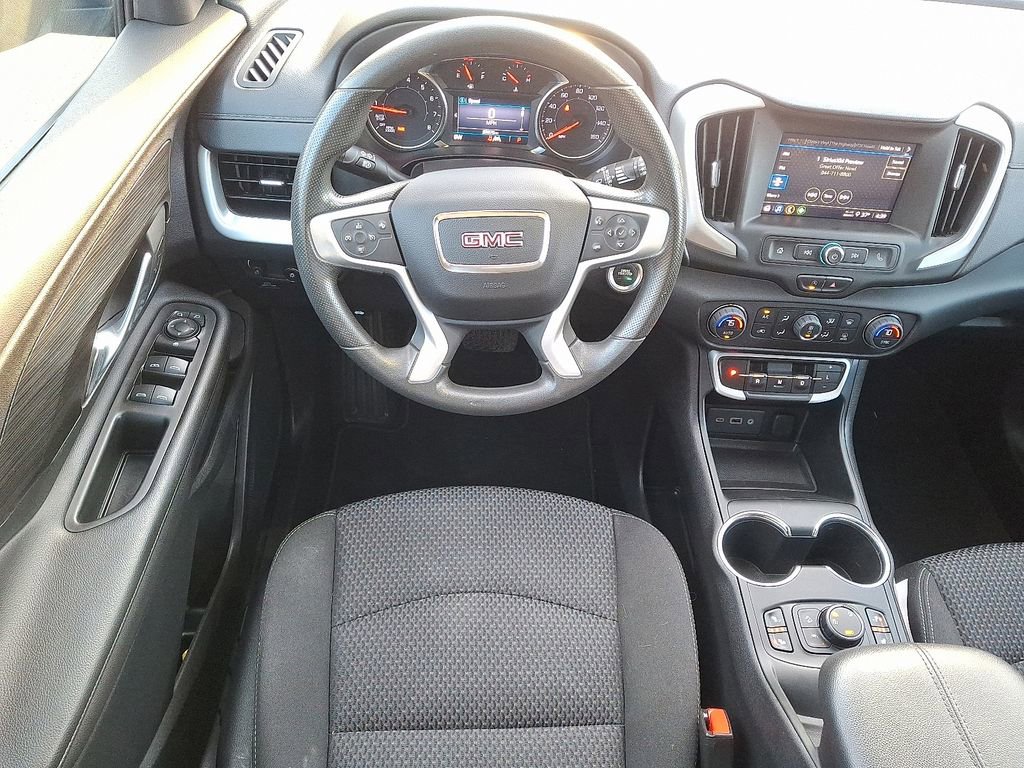 Certified 2022 GMC Terrain SLE w/ Driver Convenience Package image 11