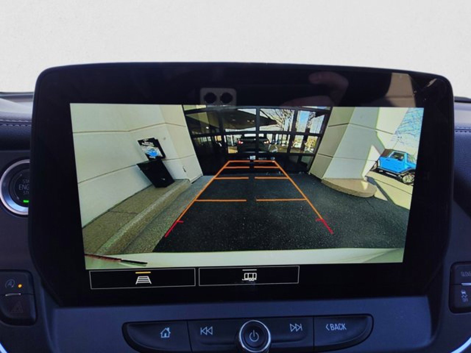 Used 2023 Chevrolet Blazer LT image 17