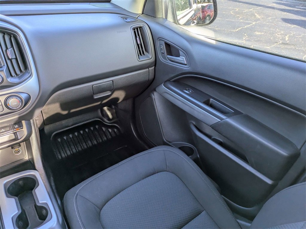 Used 2022 Chevrolet Colorado LT w/ Fleet Safety Package image 18