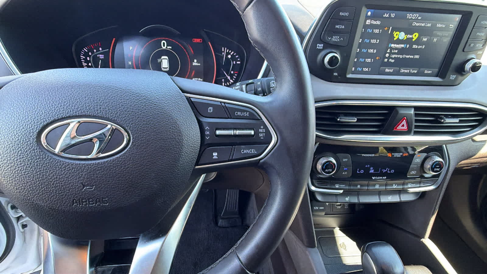 Used 2020 Hyundai Santa Fe SEL w/ Convenience Package FWD image 20