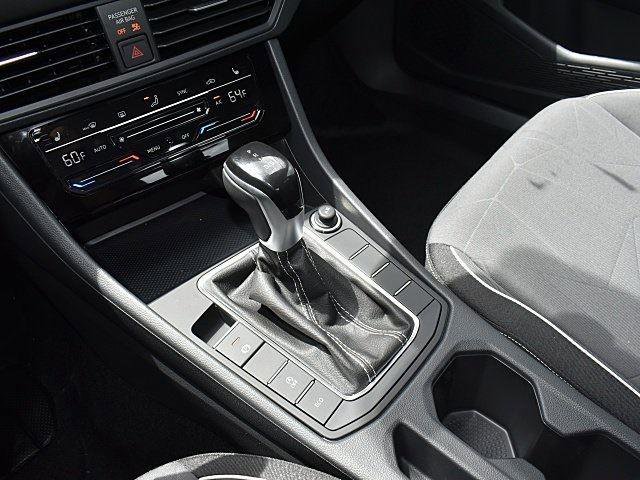 New 2025 Volkswagen Jetta Sport image 13