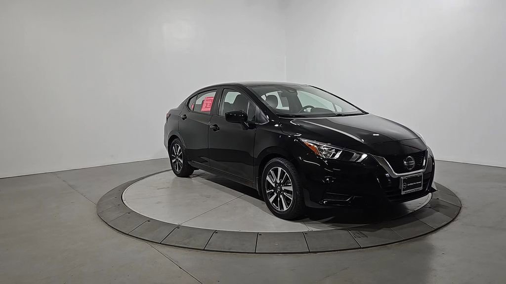 Used 2022 Nissan Versa SV w/ Trunk Package image 8