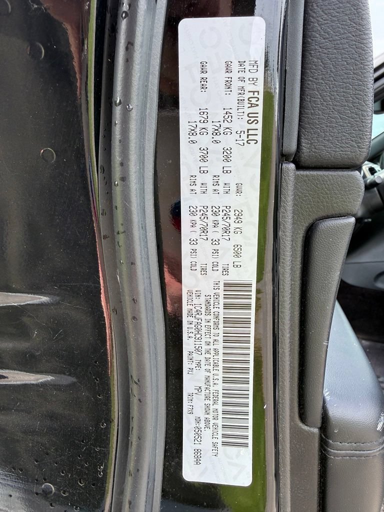 Used 2017 Jeep Grand Cherokee Laredo AWD/4WD image 41
