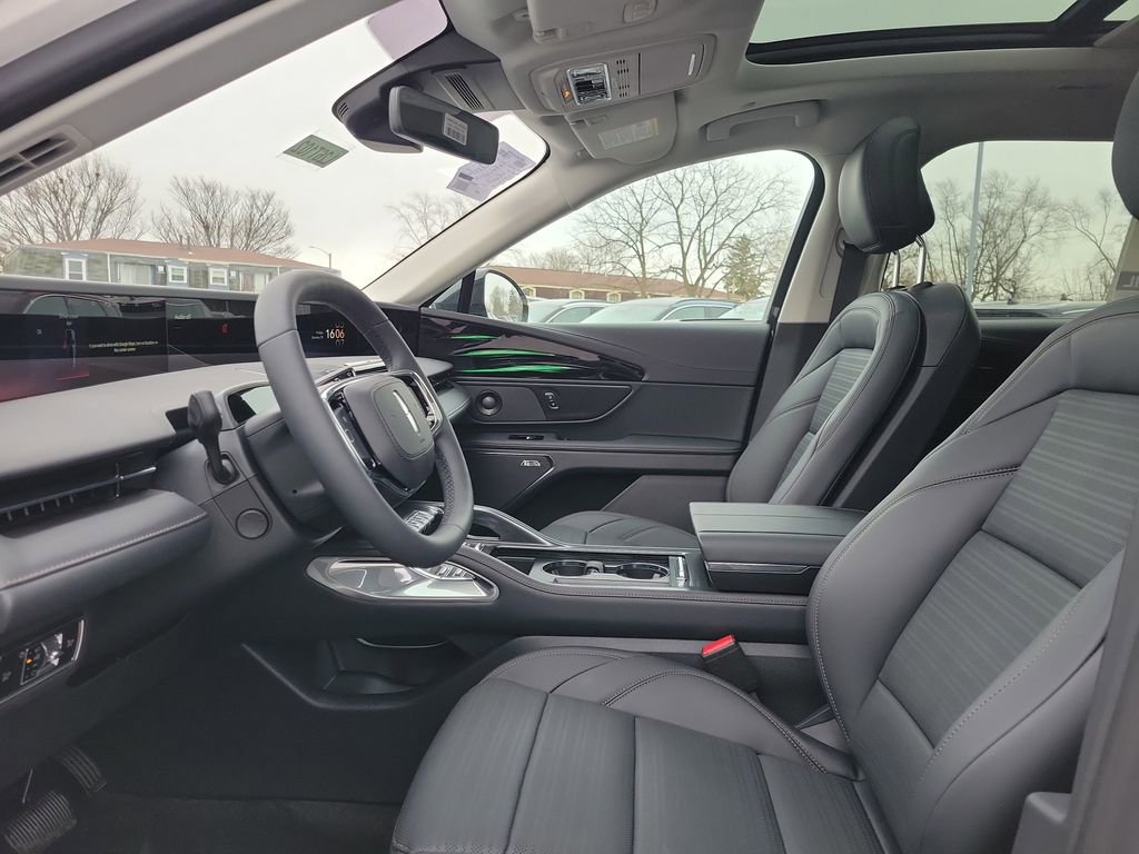 New 2026 Lincoln Nautilus Reserve image 16