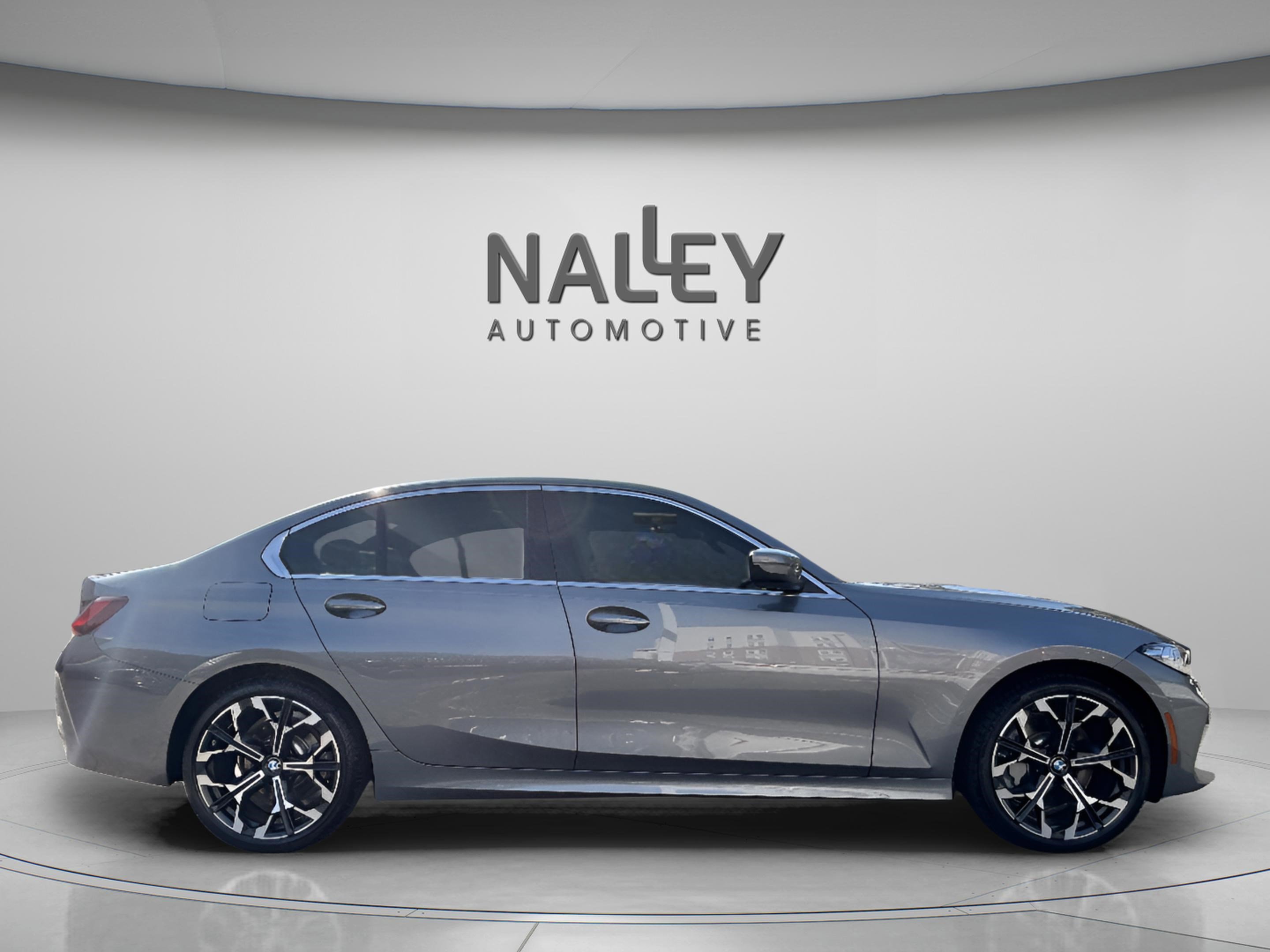 Used 2026 BMW 330i Sedan w/ Convenience Package image 5