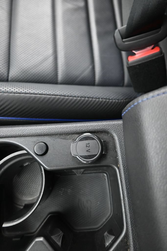 Used 2022 Volkswagen Golf R AWD/4WD image 31