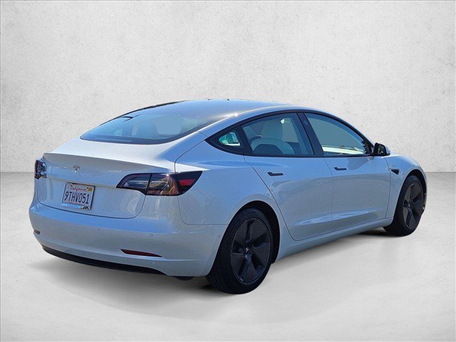 Used 2021 Tesla Model 3 Standard Range Plus RWD image 5